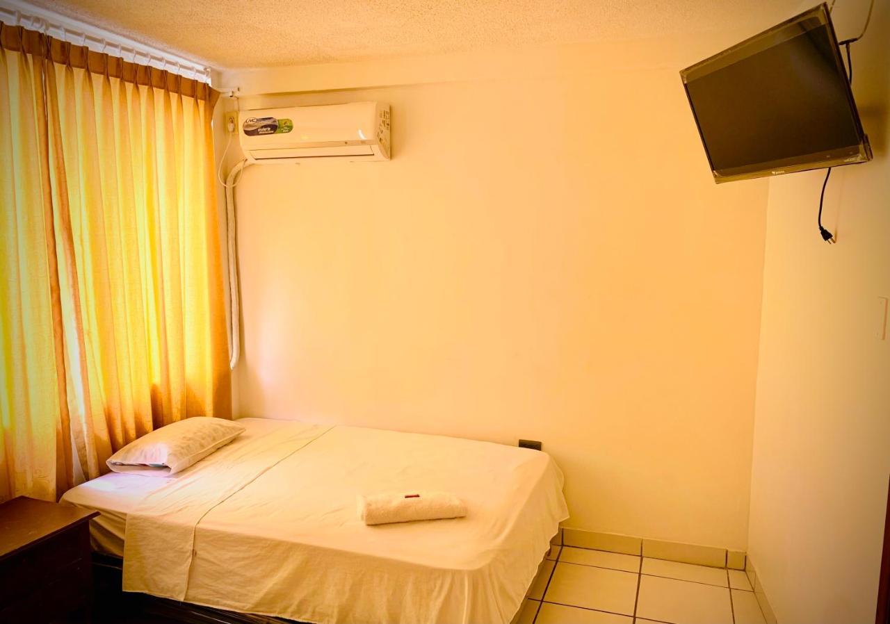 Hotel Oro Blanco 阿塔卡梅斯 外观 照片